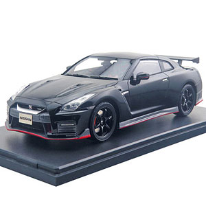 1/24 NISSAN GT-R NISMO (2017) ブリリアントホワイトパール[ハイストーリー]《在庫切れ》