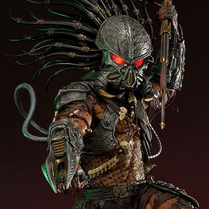 ダークホースコミックス プレデター： クラックドタスクプレデター スタチュー