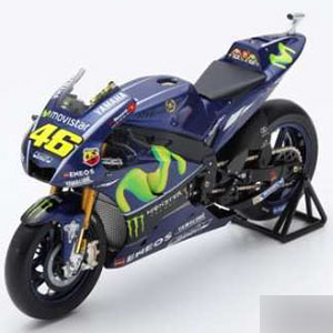 1/12 ヤマハ YZR-M1 No.46 Team Movistar Yamaha 2017 Valentino Rossi