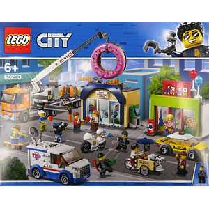 レゴ シティ タウン 巨大クレーン車が活躍！ドーナツショップの開店 (60233)