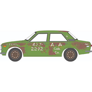 1/64 Tokyo Torque Series 9 - 1970 Datsun 510 4-Door Sedan - A＆A Cab Co. - Green with Rust