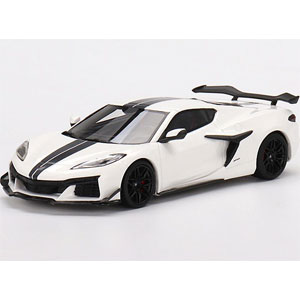 1/43 シボレー コルベット Z06 2023 アークティックホワイト[TSMモデル