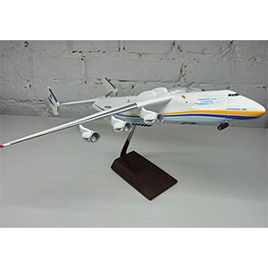 1/200 アントノフ An-225 ムリーヤ(塗装済み完成品)