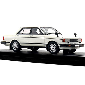 1/43 NISSAN BLUEBIRD 4DOOR SEDAN TURBO SSS-S (1983) ホワイト