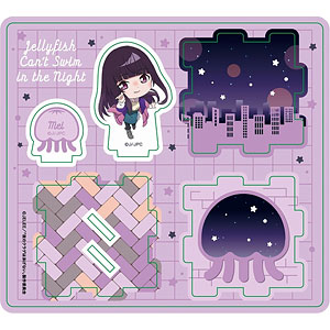 夜のクラゲは泳げない ミニアクリルジオラマ 高梨・キム・アヌーク・めい