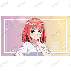 五等分の花嫁∽ 描き下ろし 中野二乃 衣装交換ver. 第2弾 マルチデスクマット
