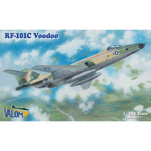 1/144 米・マクドネルRF-101Cヴードゥー戦術偵察機 プラモデル