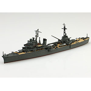 1/700 ウォーターライン No.355 日本海軍 軽巡洋艦 鹿島
