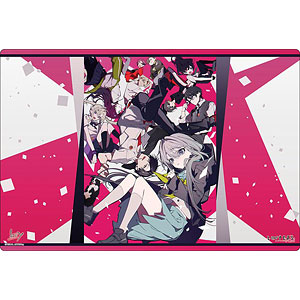 立華かなで ウェディングver. 2体セット+タペストリー+ラバーマット(薔薇) Angel Beats!』より、立華かなでがウェディングドレス姿で1/7