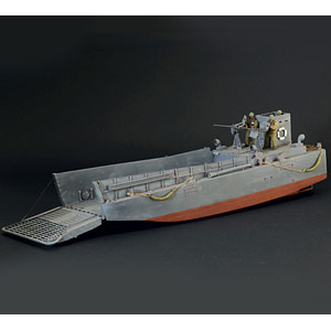 1/35 LCM 3 上陸用舟艇 プラモデル