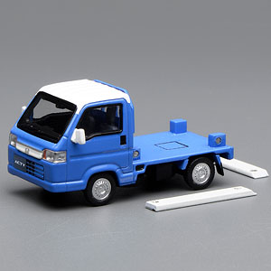 ちっちゃい猫と椅子 通常版 完成品フィギュア（再販）[エンブレイス