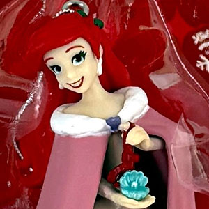 ディズニー　マーメイド アリエル メリーゴーランド フィギュア アクセサリー リトル・マーメイドのピアス| キャステル | CASTEL ディズニー情報