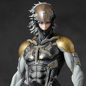 METAL GEAR SOLID 4 GUNS OF THE PATRIOTS 雷電 1/6スケールスタチュー