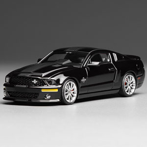 1/64 Ford Mustang Shelby GT500 Super Snake 2007 Ebony Black Matte Black Single Stripe