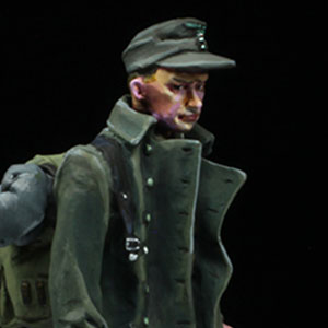 1/35 WWII ドイツ コートを着た兵士 1945年