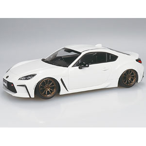 楽プラ スナップキット No.10CU-CW トヨタ GR86 2021 カスタムホイール(クリスタルホワイトパール) プラモデル
